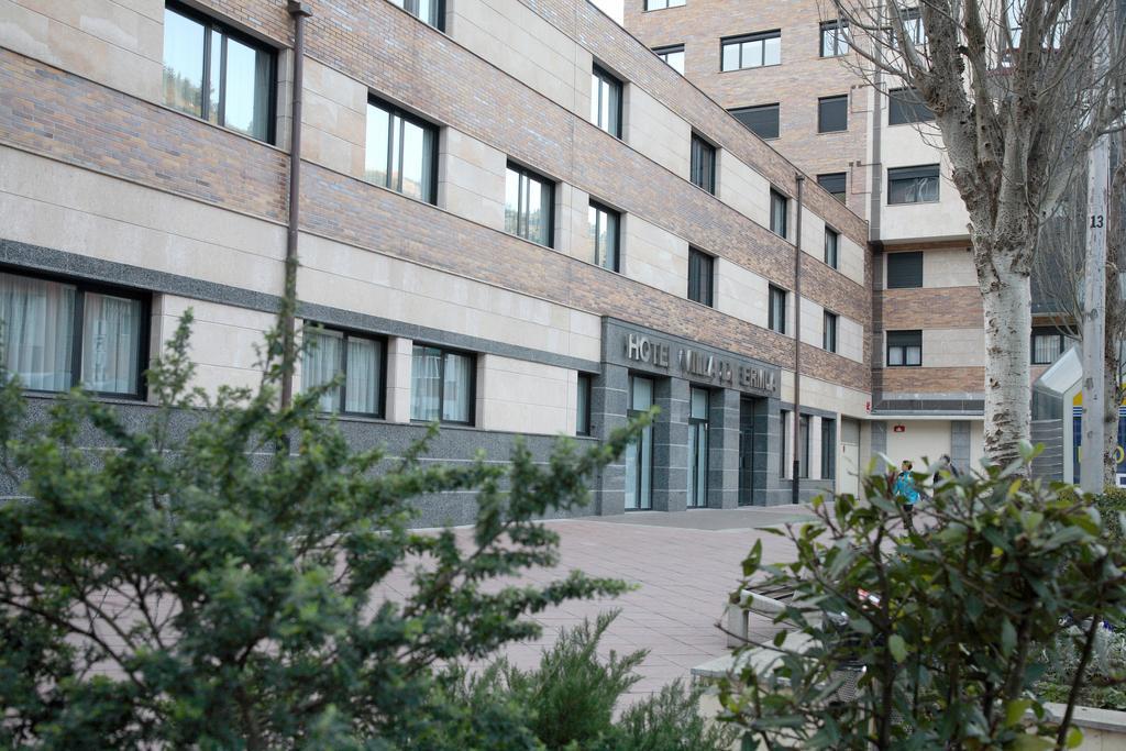 Hotel Villa De Ermua Kültér fotó