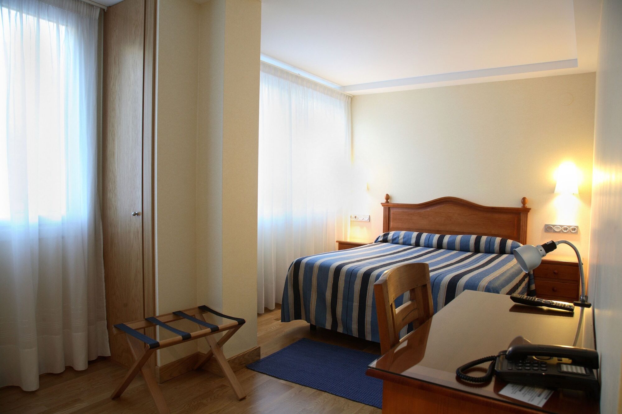 Hotel Villa De Ermua Kültér fotó